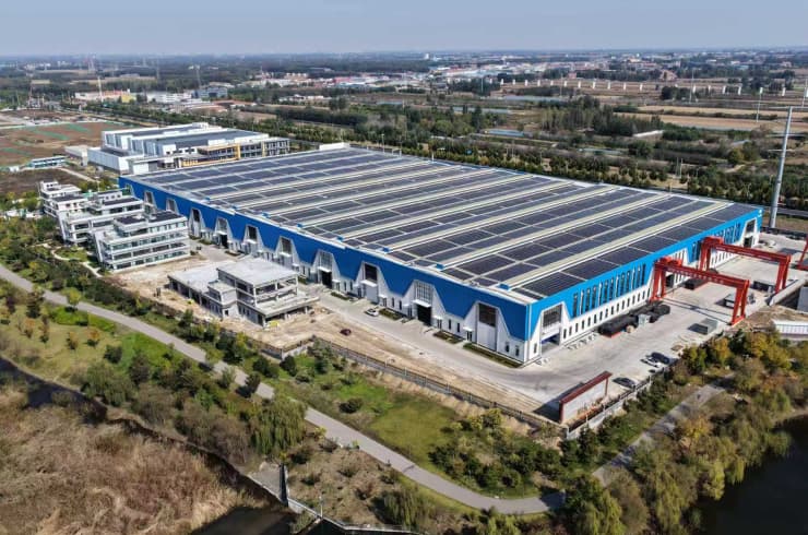 معلومات عنا