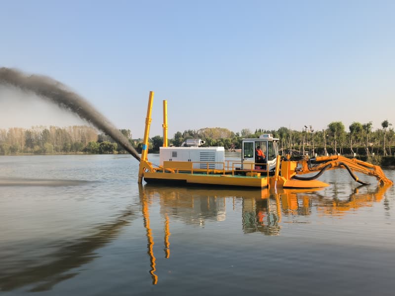 جرافة برمائية متعددة الوظائف (900 متر مكعب/ساعة) مزودة بمضخة شفط/جرافة